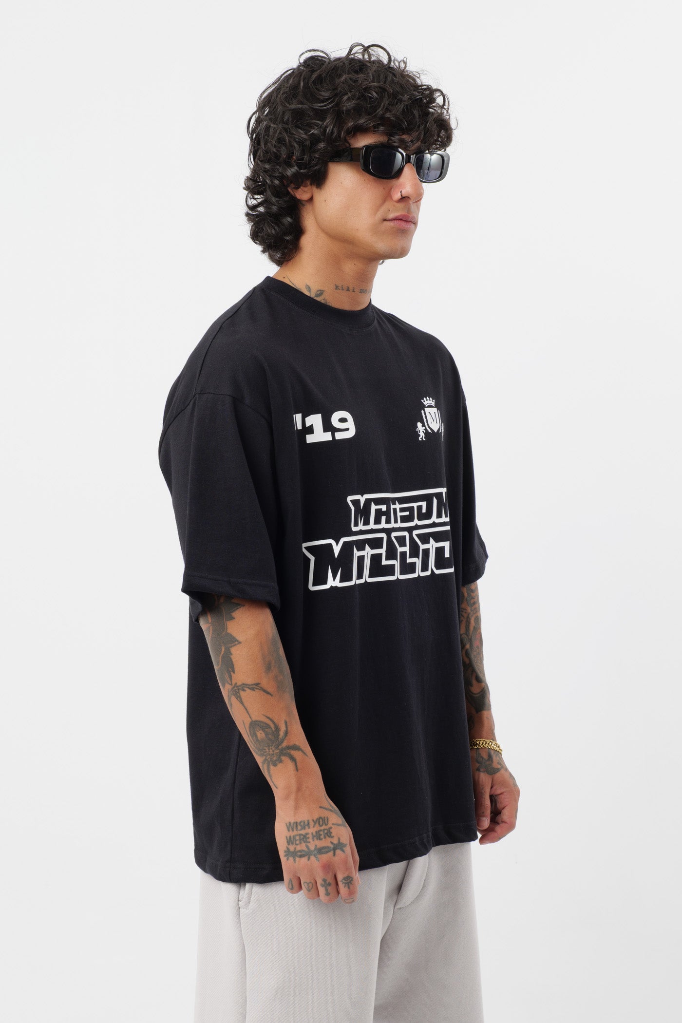 Camiseta 19" Maison Negra