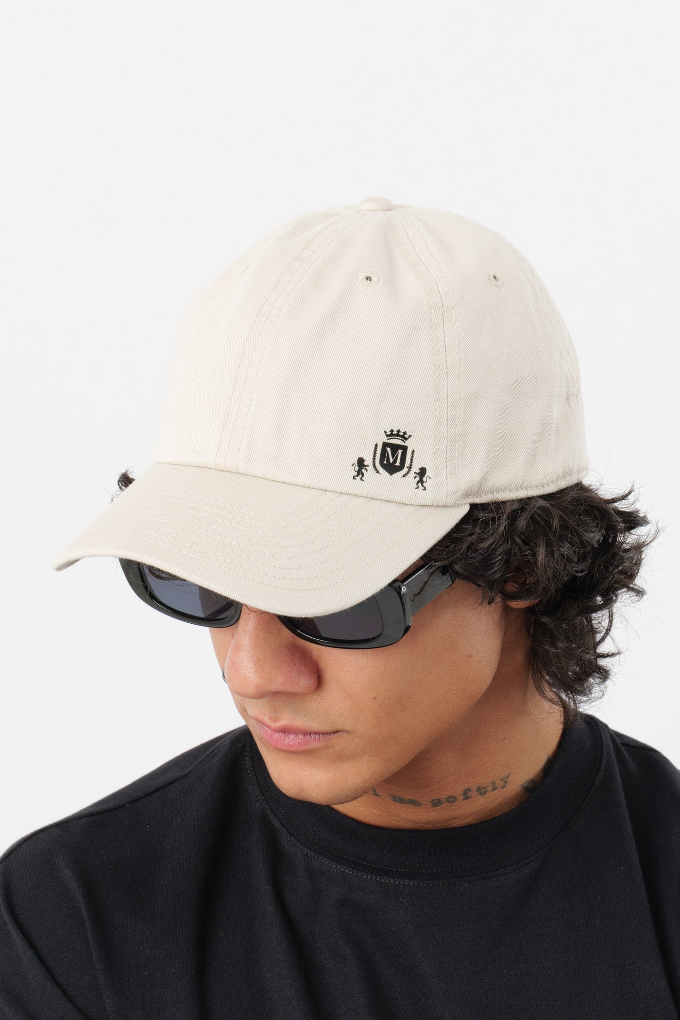 Gorra Beige con Mini-Logo Negro