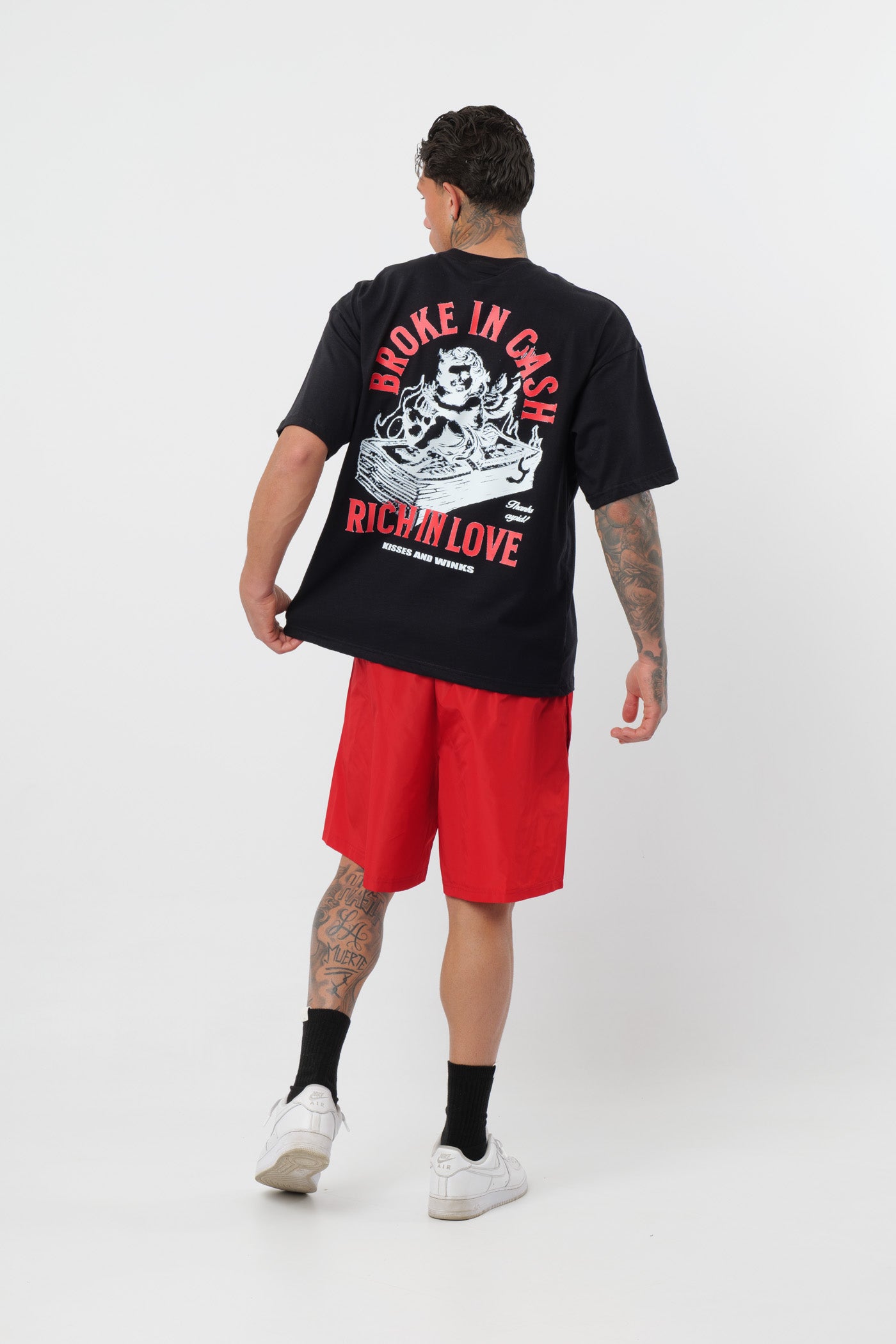 Camiseta Broke in Cash Negra