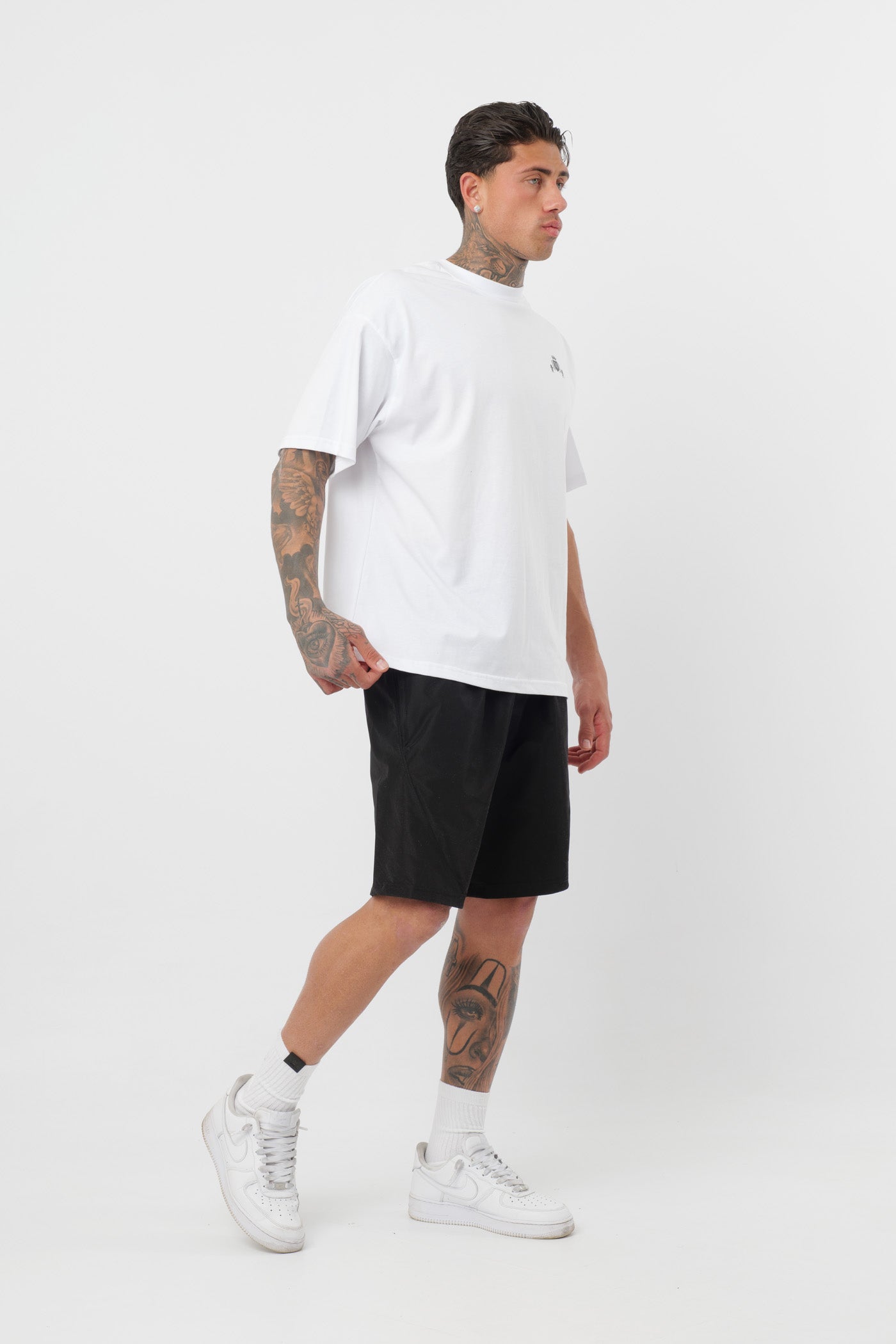 Short Tech Negro