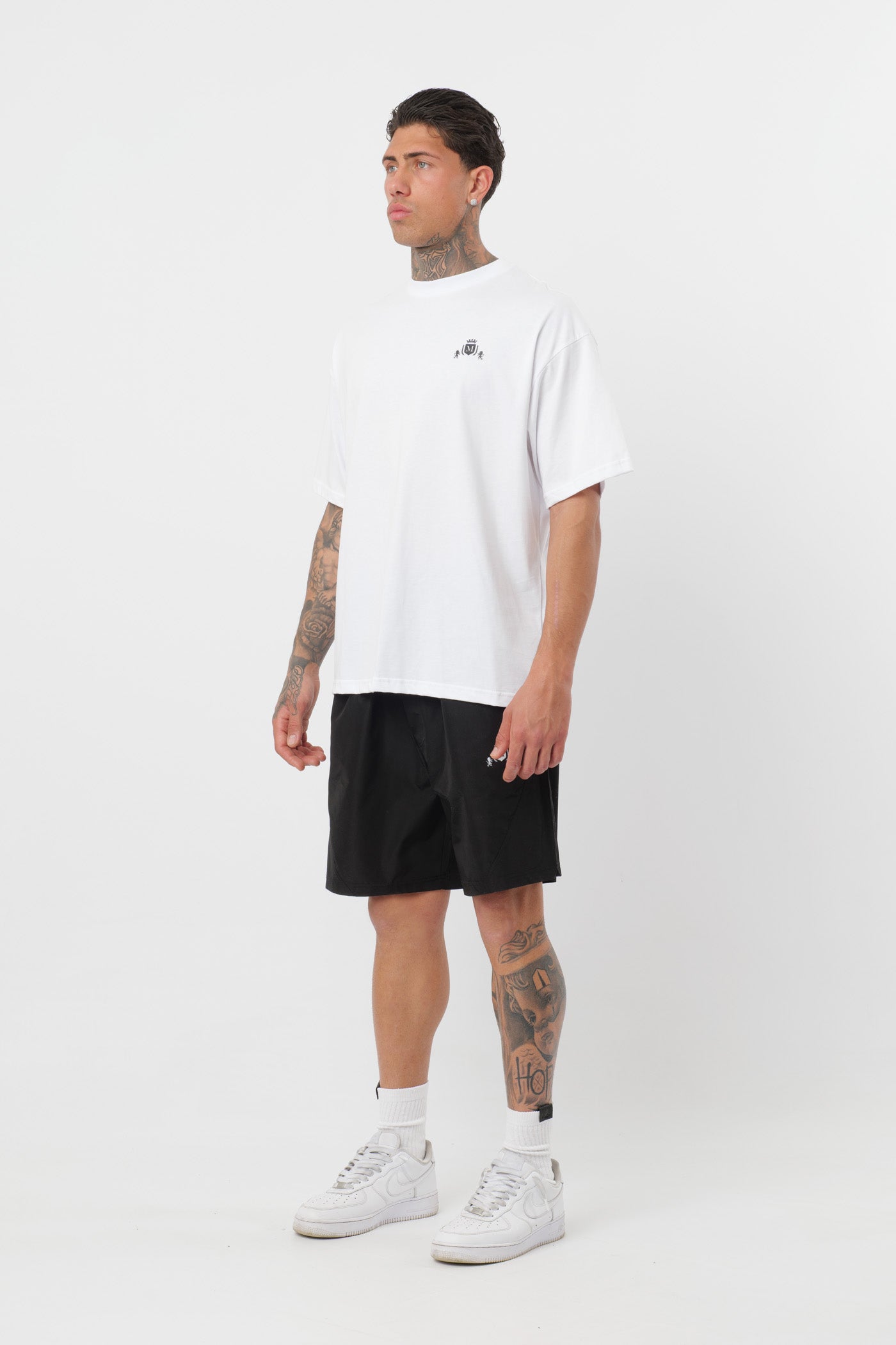Short Tech Negro