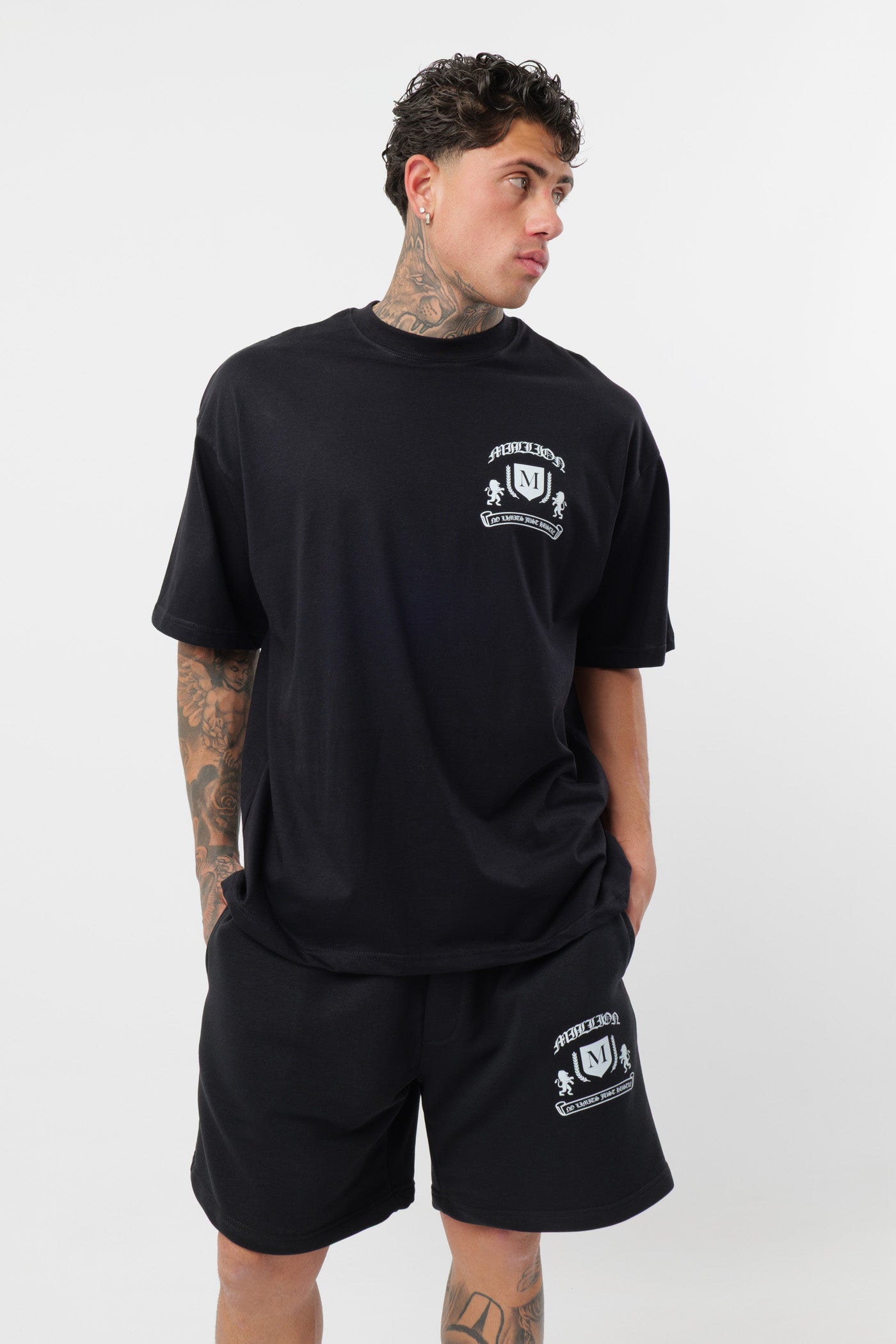Camiseta Monarch Negra