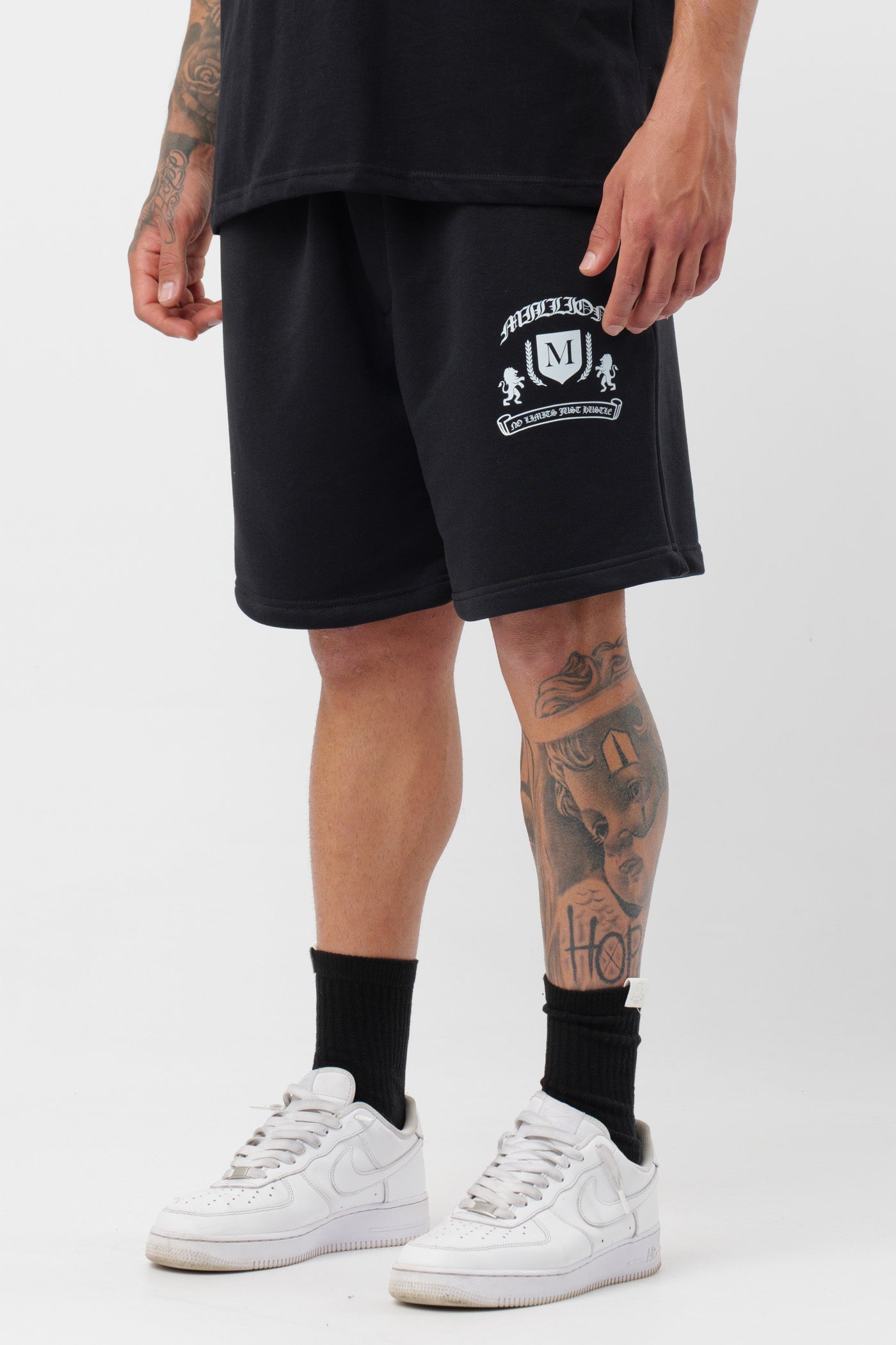 Short Monarch Negro