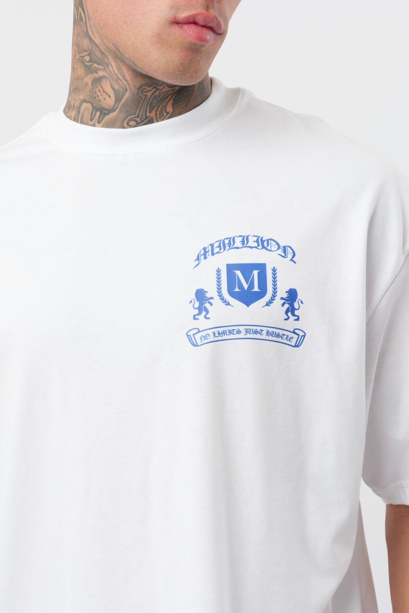 Camiseta Monarch Blanca Royal