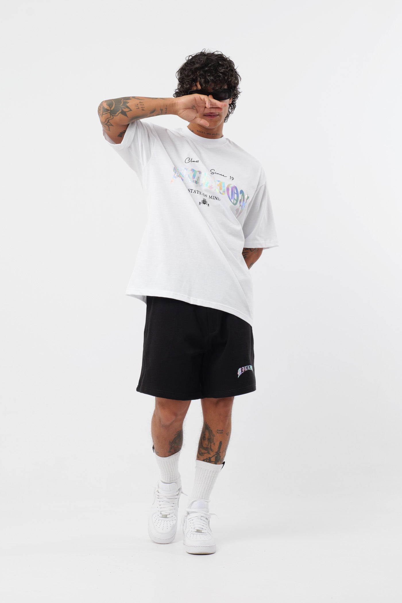 Camiseta blanca holográfica