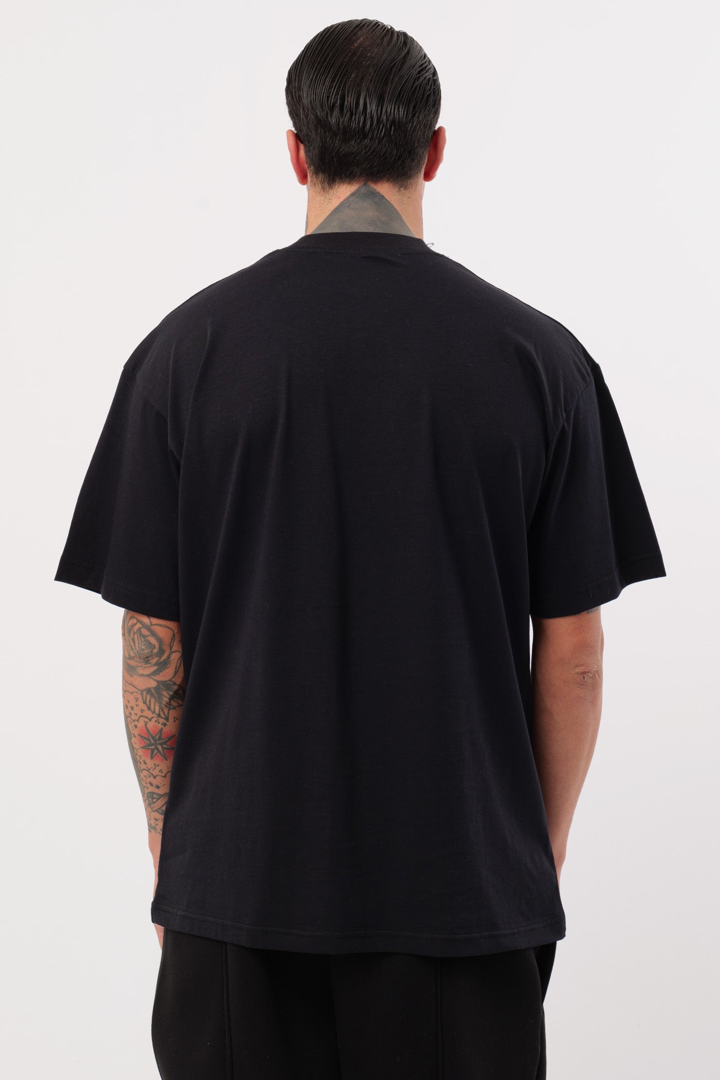 Camiseta Logo Negra
