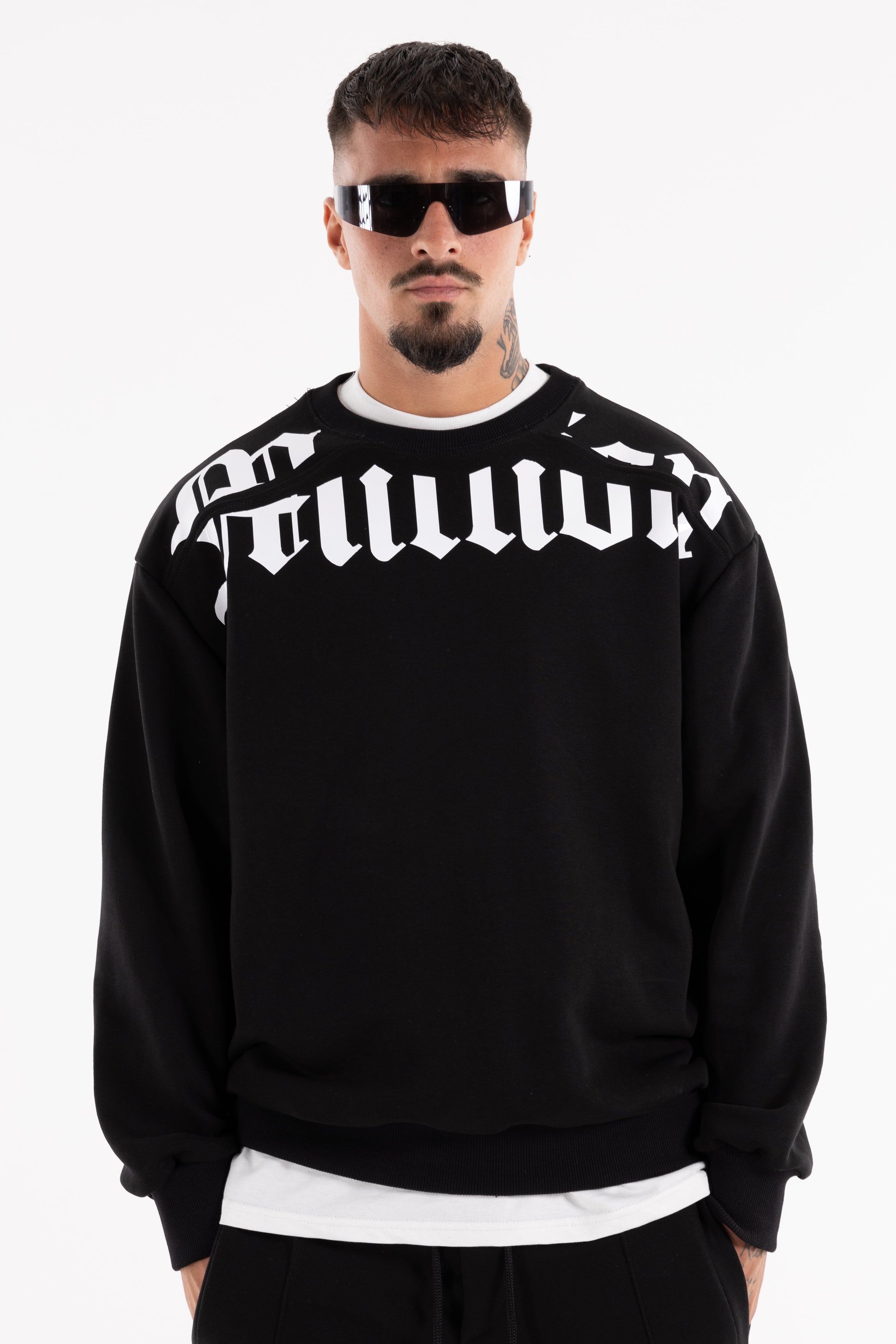 Sudadera Blanca Cortar Negra