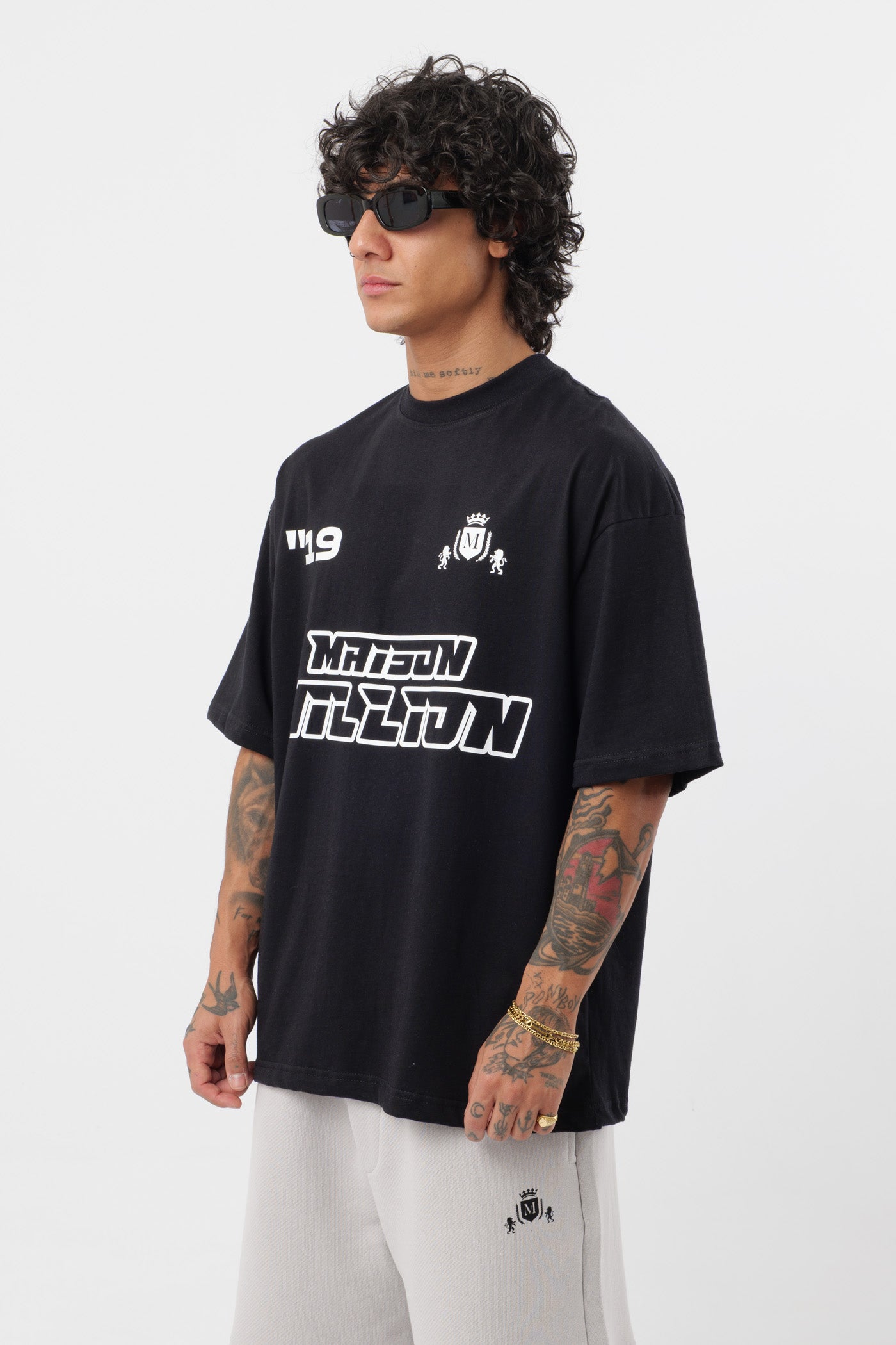 Camiseta 19" Maison Negra