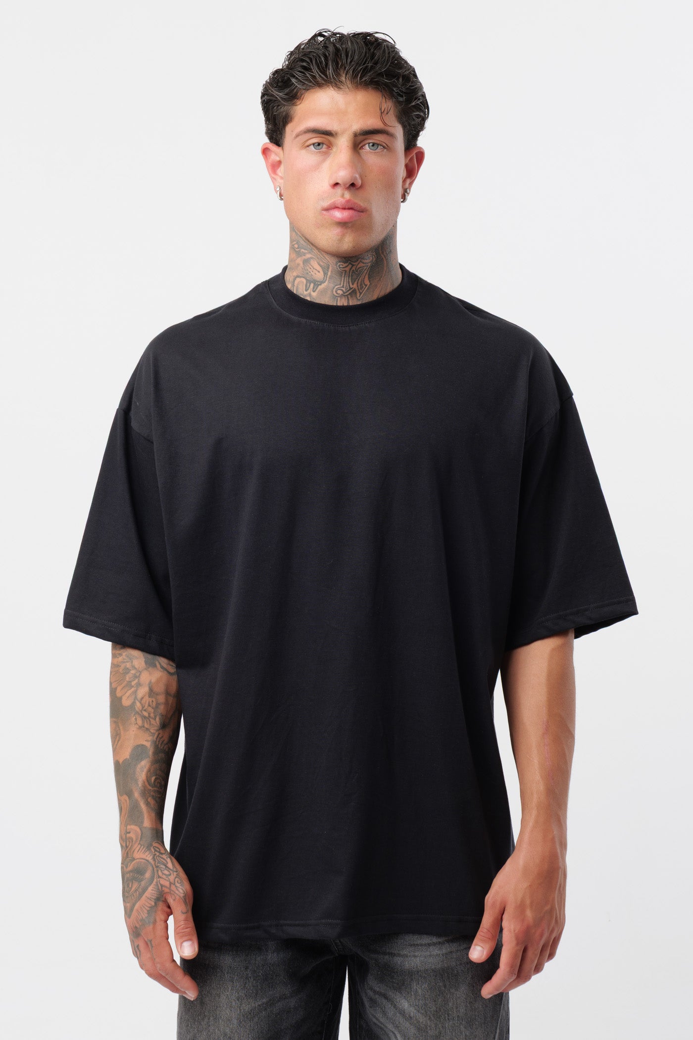 Camiseta Over Negra