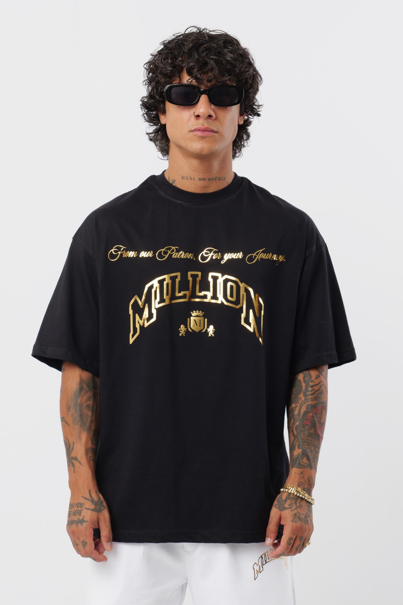 Camiseta negra Gold Patron