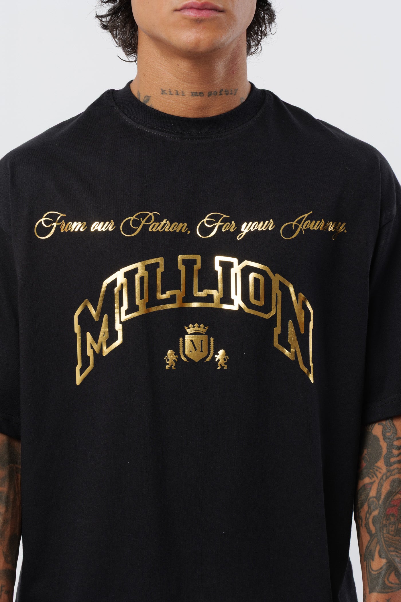 Camiseta negra Gold Patron